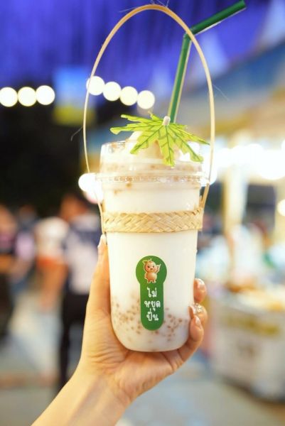 มะพร้าวปั่นนมสดสาคูต้น(ไม่-หยุด-ปั่น)