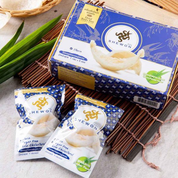 รังนกชงดื่ม (สูตรหญ้าหวาน+ใบเตย)