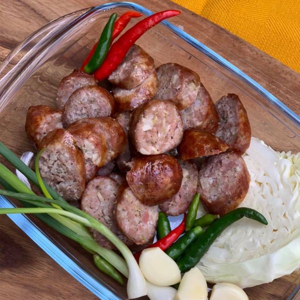 ไส้กรอกเนื้อ ร้านครัวคุณยาย