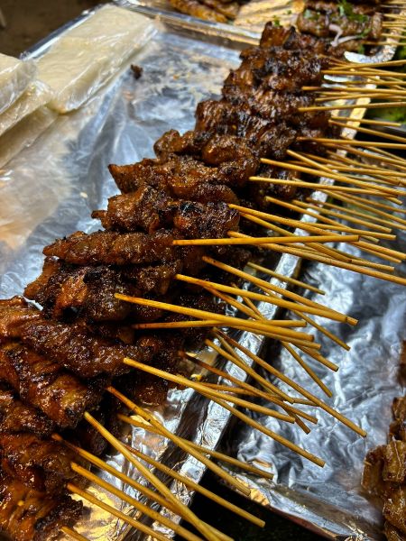 หมูย่าง เนื้อย่างจิ้มแจ่ว (ไอ้อ้นหมูย่าง เนื้อย่างจิ้มแจ้ว)