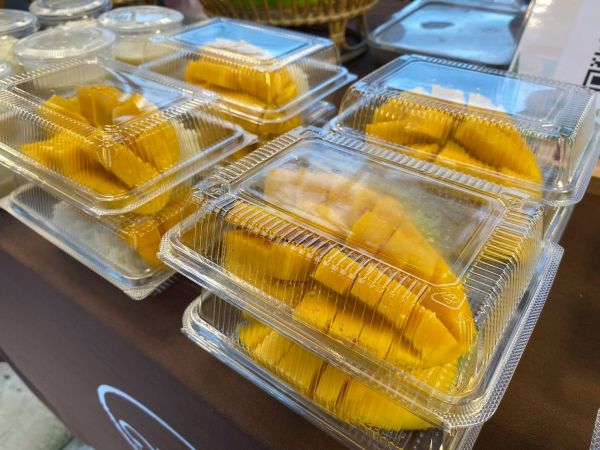 ข้าวเหนียวมะม่วง (นงลักษณ์ขนมไทย)