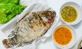 ทะเลเผา :  ปลาเผา ทะเลเผา ส้มตำ