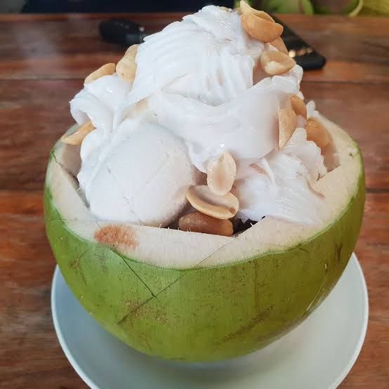 Coconut only ตรา ณัฐรินทร์